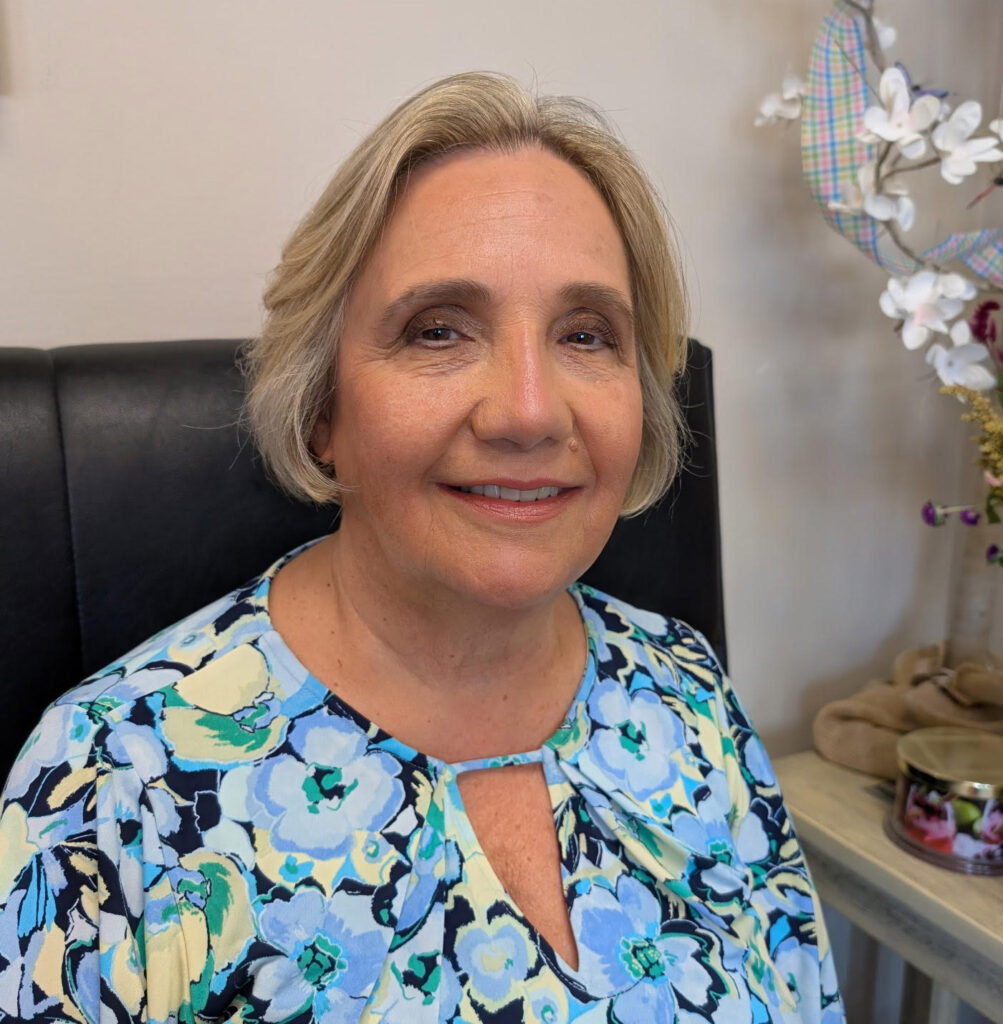 Lisa Schoenherr-MS-IHW